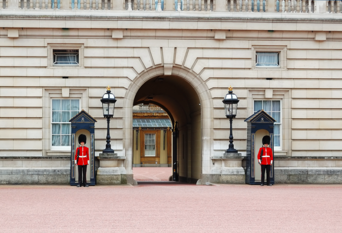 Royal Family Hit by Devastating Death (dreamstime_s_5563842)